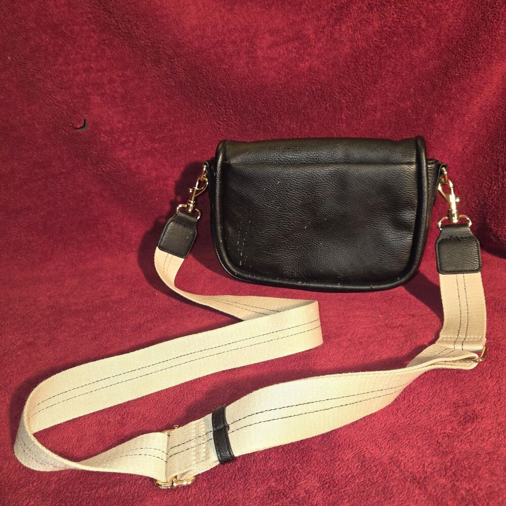 Universal Thread Black Faux Leather Camera Crossbody Bag Cream Webbing Strap - Picture 6 of 8